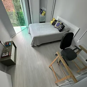 Quarto Suite Com Tv, Ar Quente-Frio E Sacada Em Casa Com Jardim Florianópolis